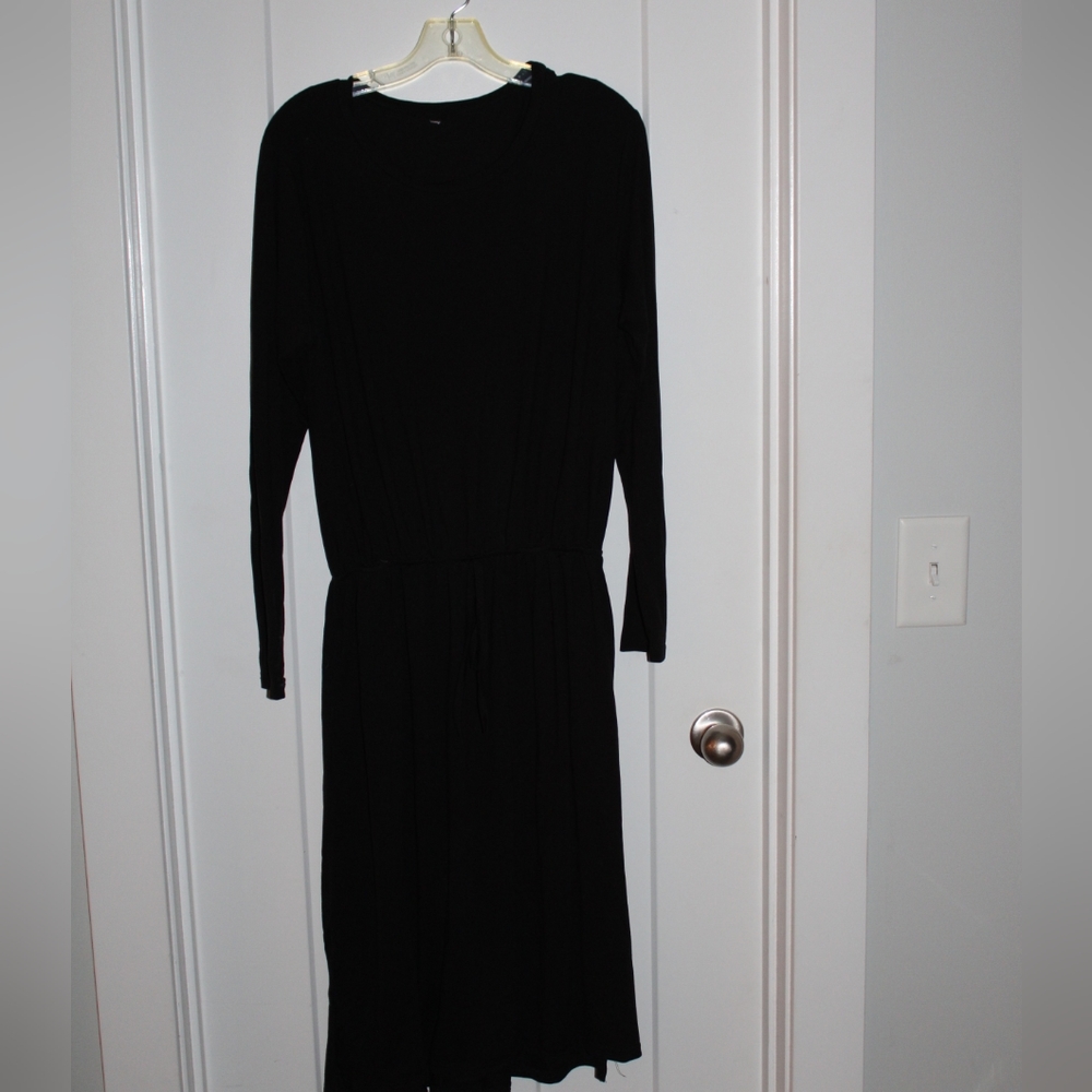Long Sleeve Black Midi Dress